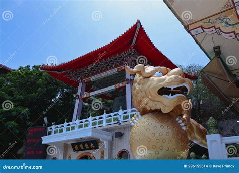  DeBaiyin Shoushan Tempel: Een Mysterieuze Oase en Historische Schat voor Avonturiers!