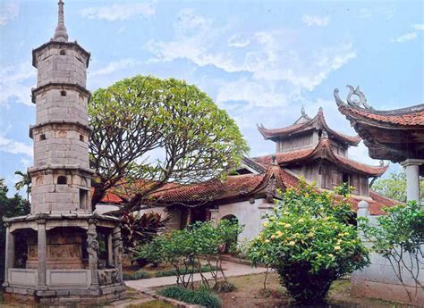 De Tháp Bánh Ít: Een iconische Pagode vol kleurrijke geschiedenis en architectuur!