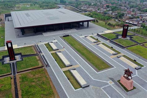  Het mausoleum van Cao Sheng! Een fascinerende reis door de tijd in Weinan.