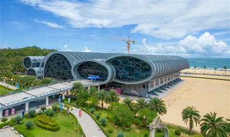  Het Zeshoekige Paviljoen van Yangjiang: Een Mysterieus Architecturaal Wonder in de Guangdong Provincie!